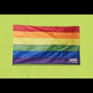 vans off the wall tapestry